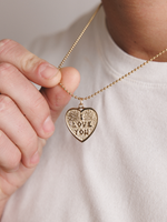 Déclarer ILY Necklace