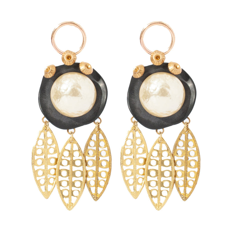 CASTLECLIFF Sago Earrings