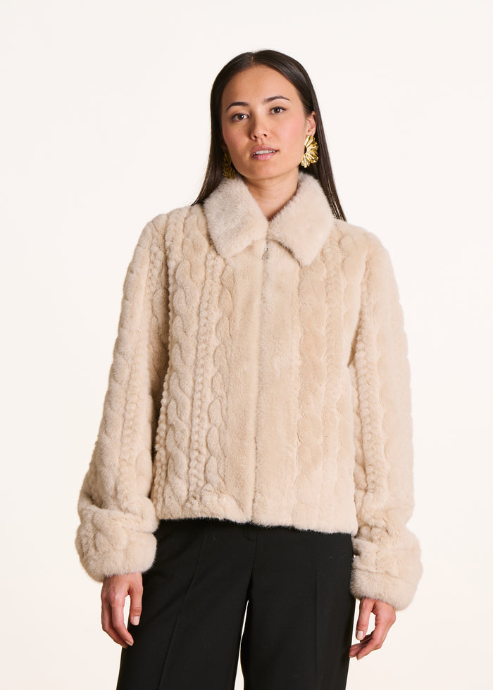 La Fee Maraboutee Elisa Coat