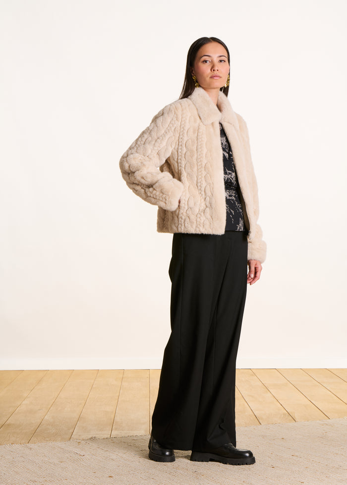 La Fee Maraboutee Elisa Coat