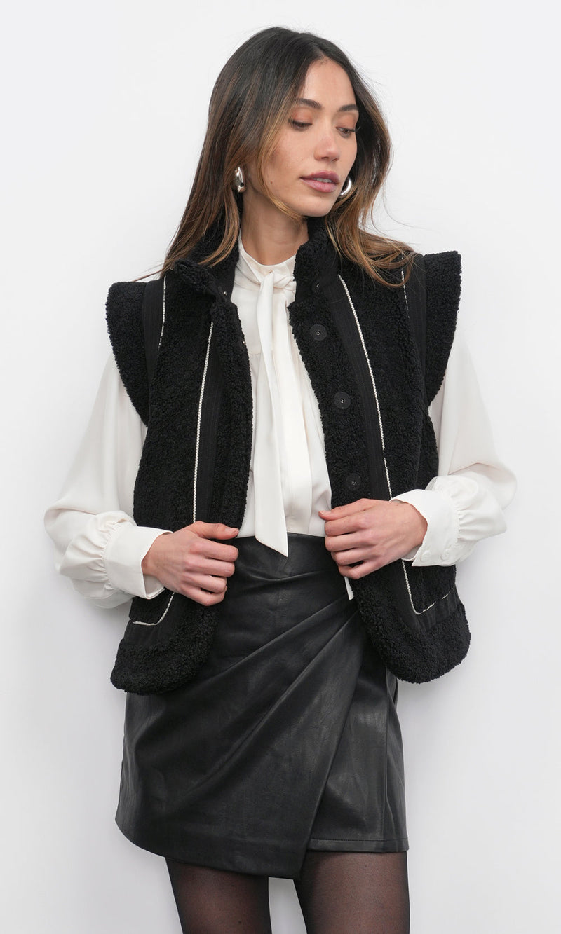 GREYLIN Rory Vest