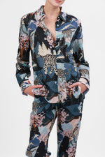Las Surenas Blue Snow Leopard Shirt