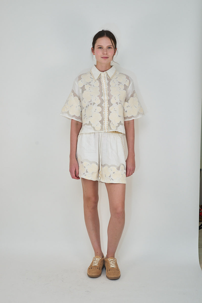 Las Sureñas White Wild Flower Shirt