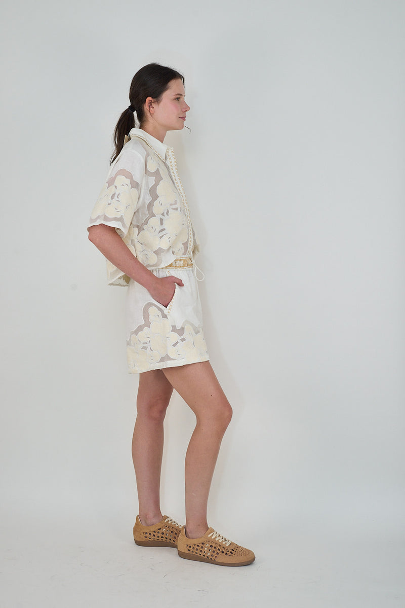 Las Sureñas White Wild Flower Shirt