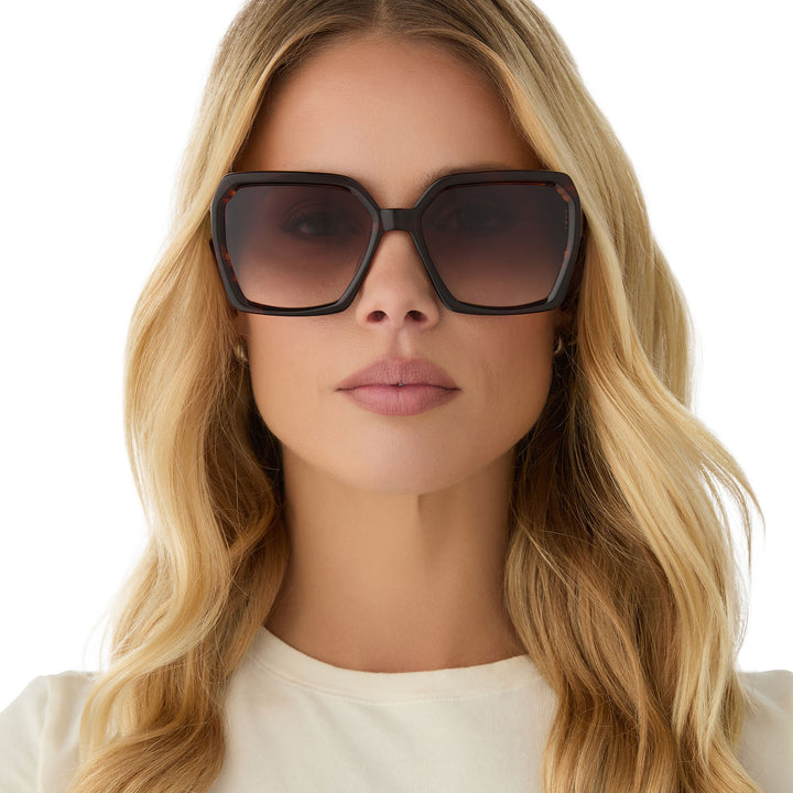 DIFF Eyewear Sloane Sunglasses
