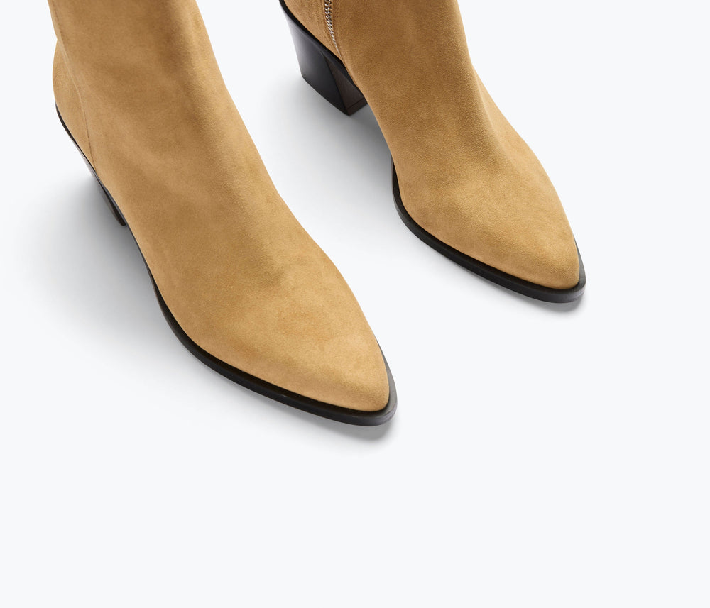 Tan