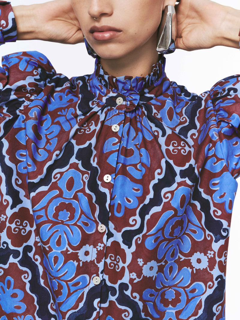 De Loreta Rina Shirt